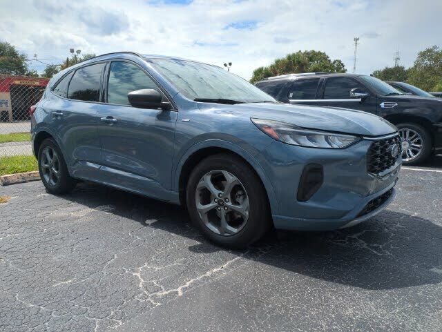 2023 FORD Escape