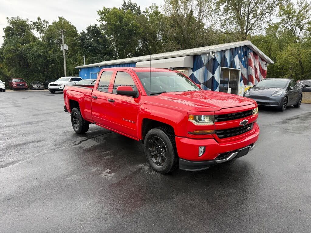 2017 CHEVROLET Silverado
