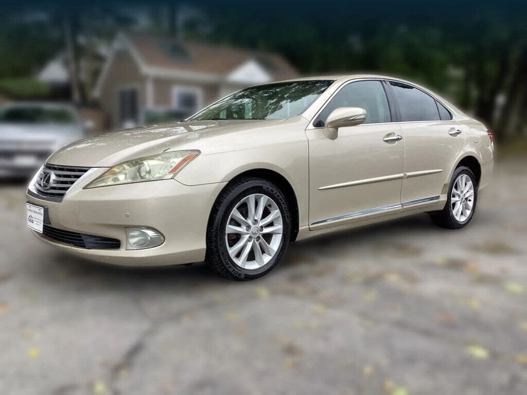 2011 LEXUS ES