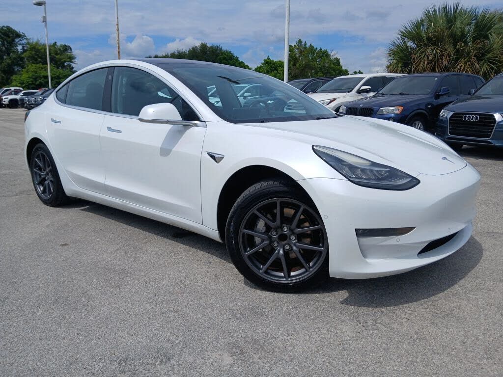 2018 TESLA Model 3