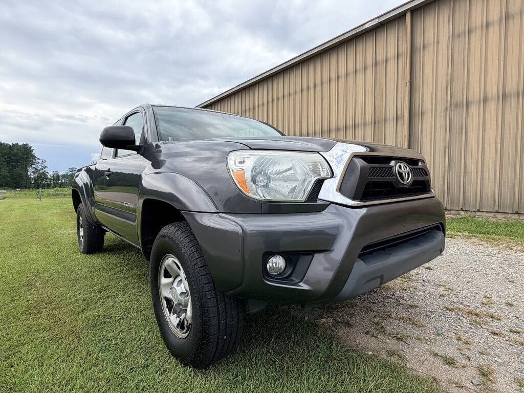2012 TOYOTA Tacoma