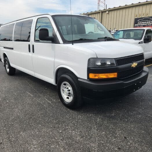 2023 CHEVROLET Express
