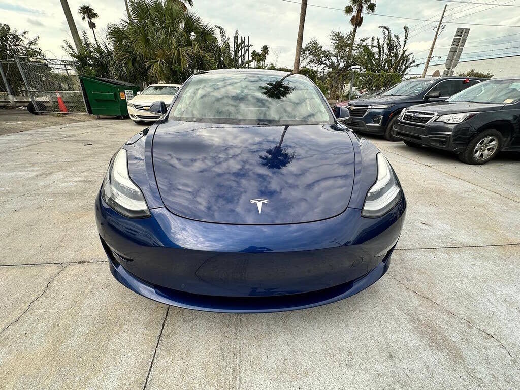 2018 TESLA Model 3