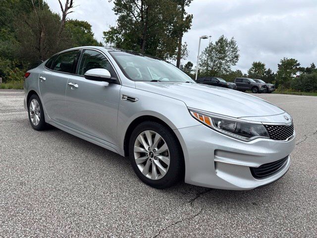 2018 KIA Optima