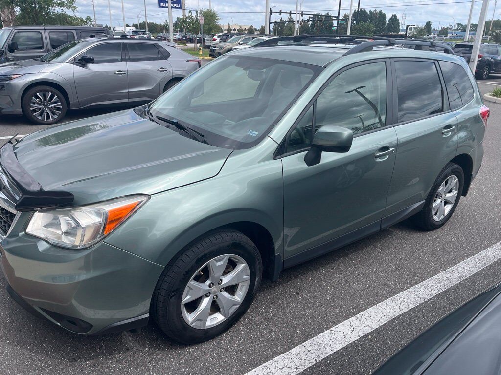 2015 SUBARU Forester