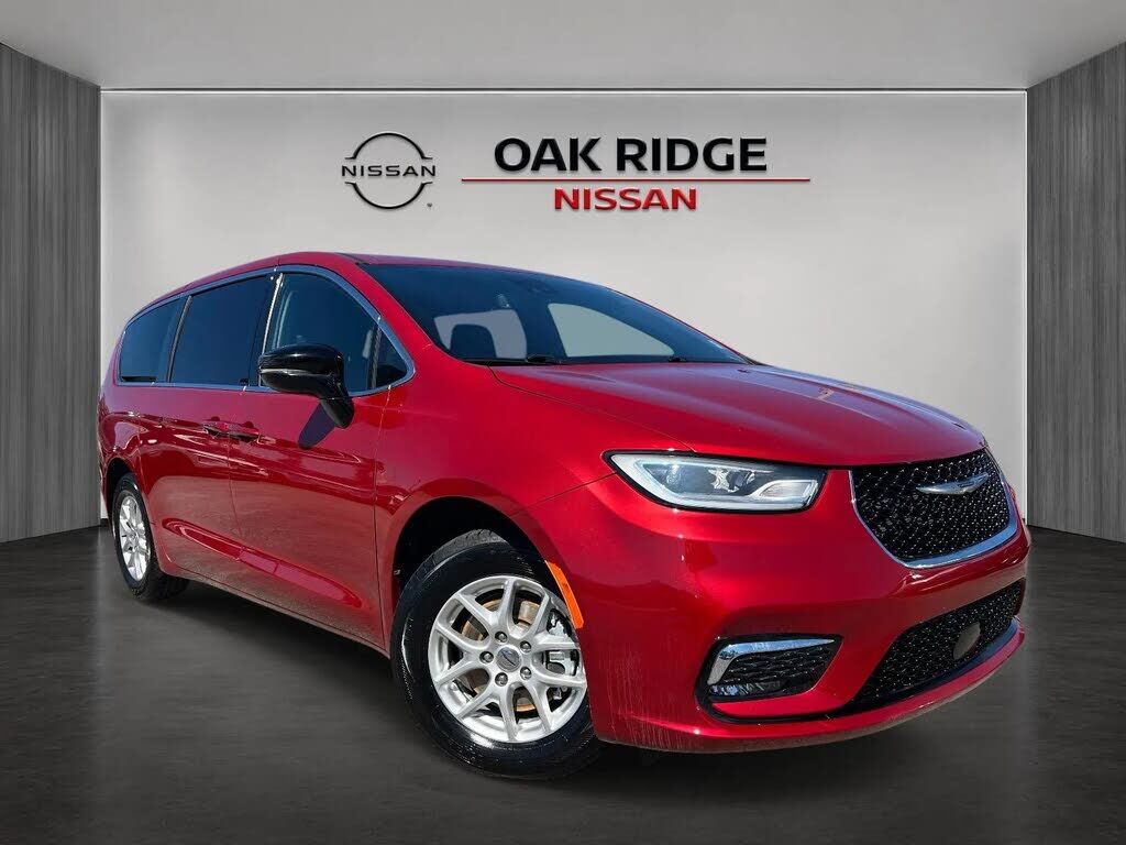 2025 CHRYSLER Pacifica