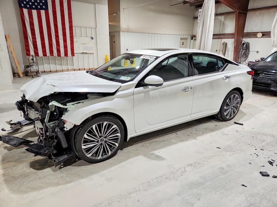 2023 NISSAN Altima