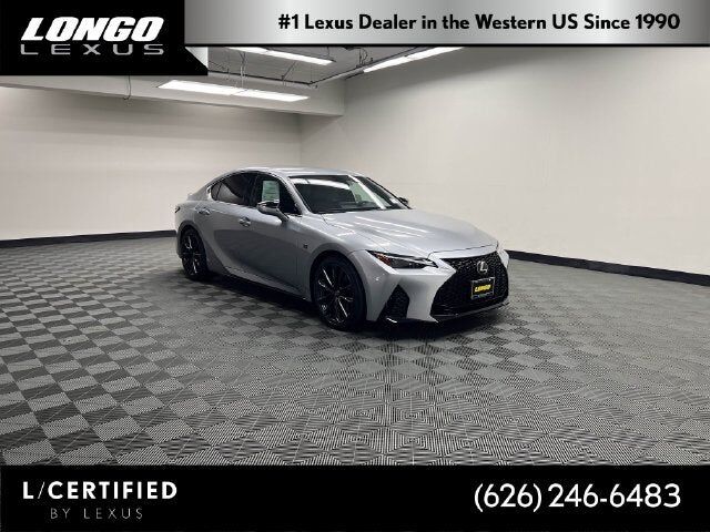 2025 LEXUS IS