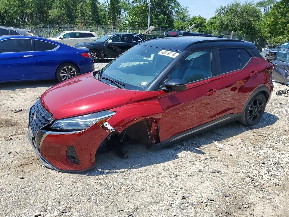 2023 NISSAN Kicks