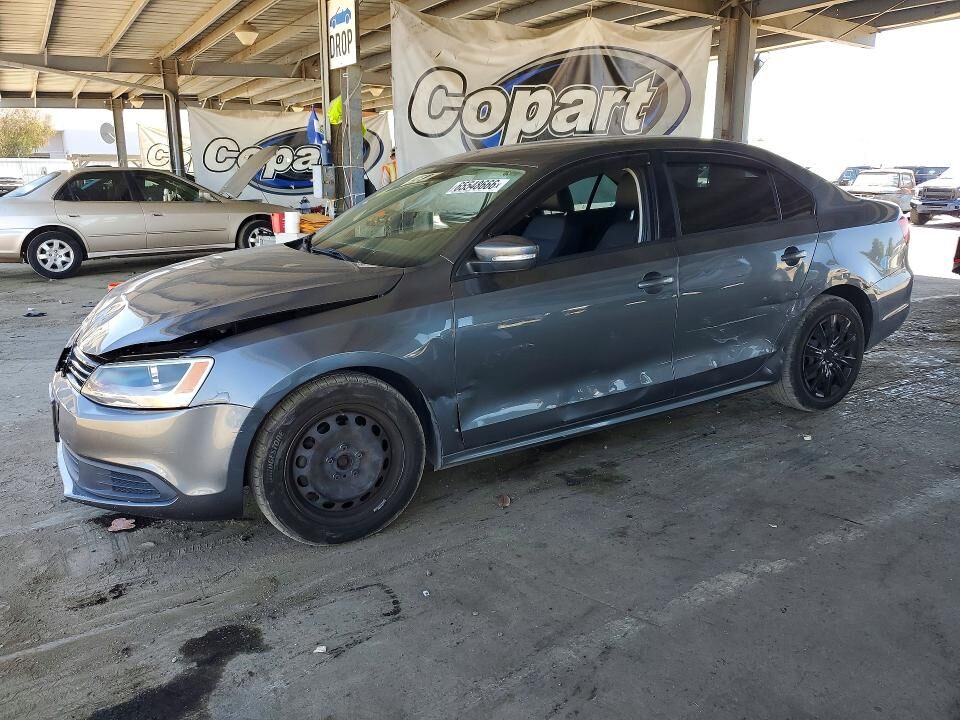 2012 VOLKSWAGEN Jetta