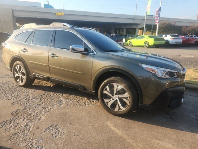 2021 SUBARU Outback