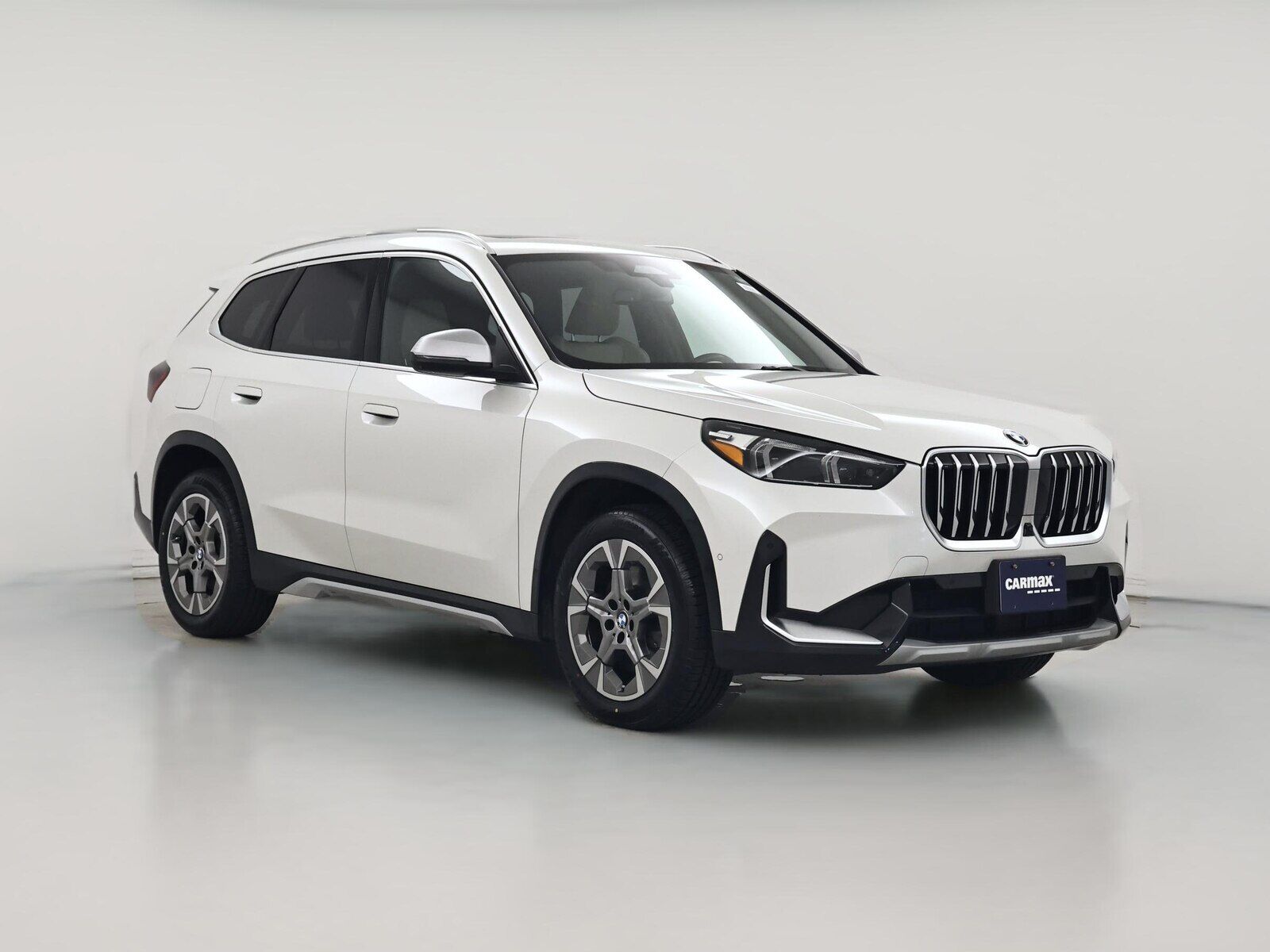 2023 BMW X1
