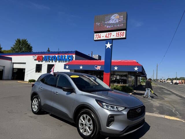 2023 FORD Escape