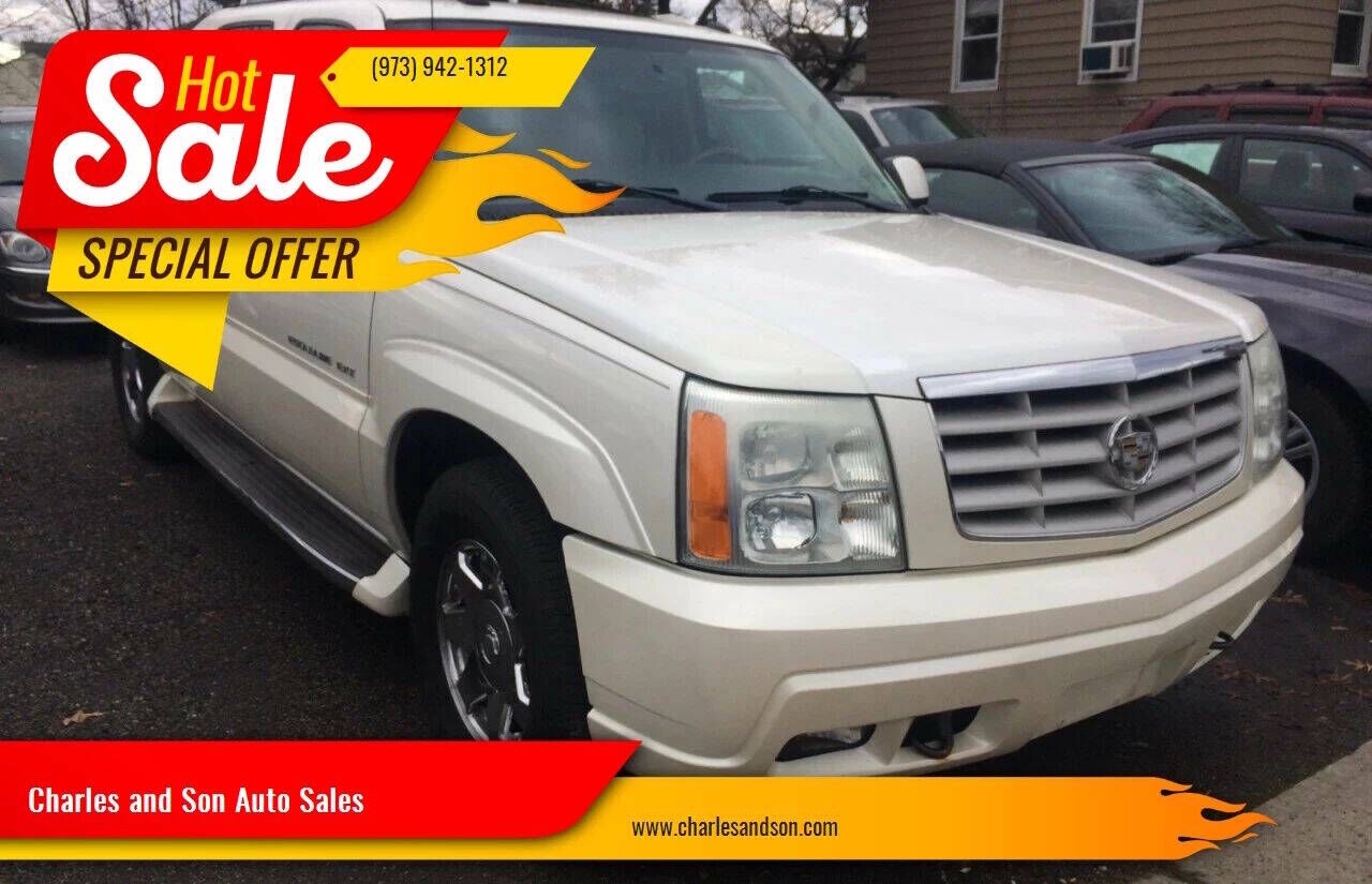 2004 CADILLAC Escalade