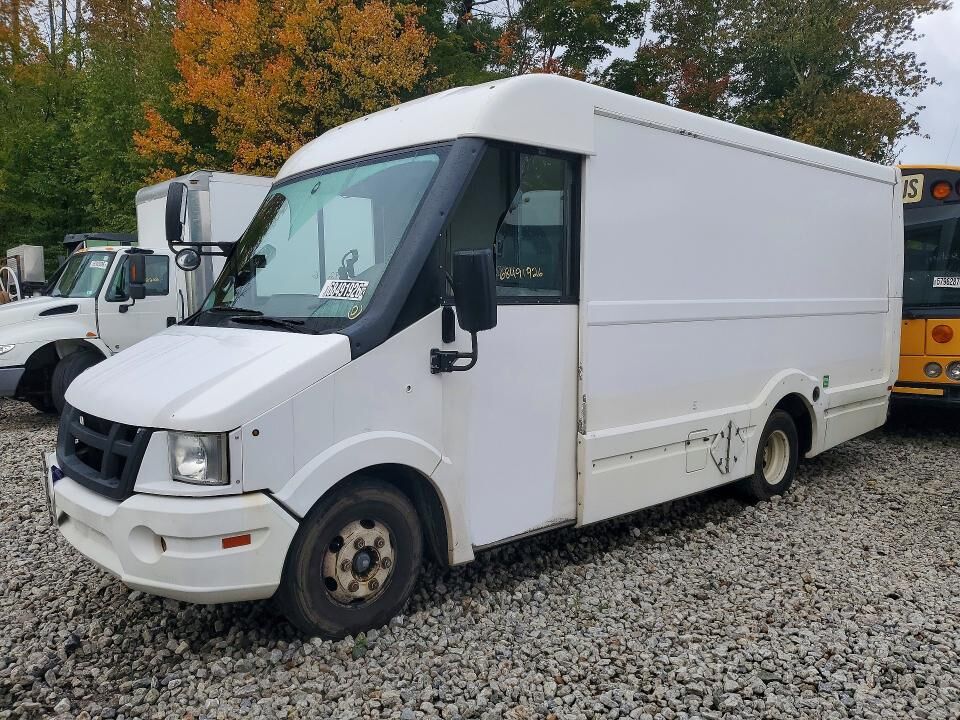 2013 ISUZU NPR/NPR-HD