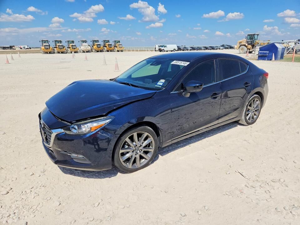 2018 MAZDA Mazda3