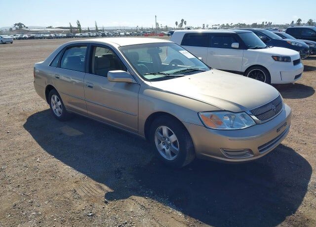2001 TOYOTA Avalon