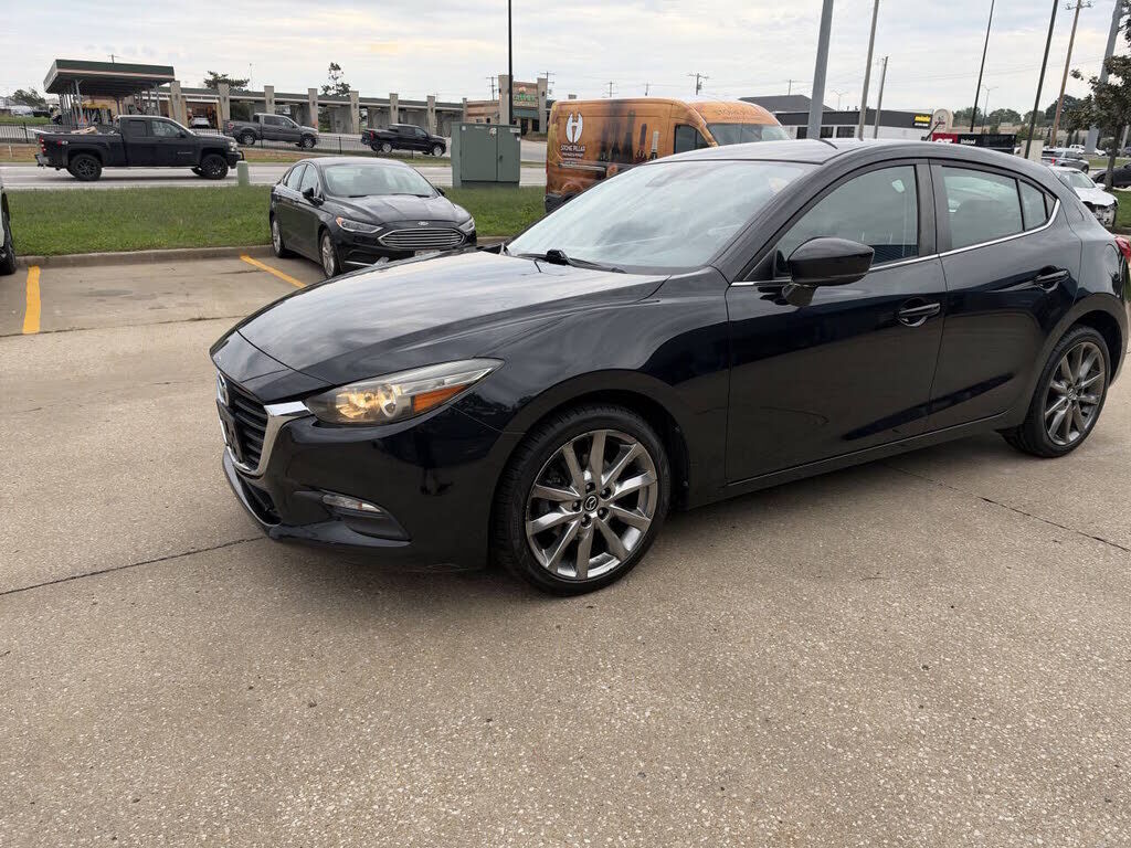2018 MAZDA Mazda3
