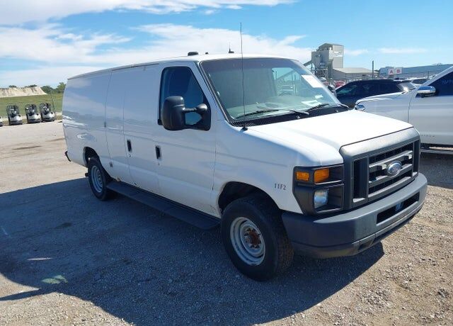 2011 FORD E-350