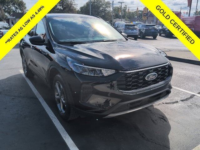 2025 FORD Escape