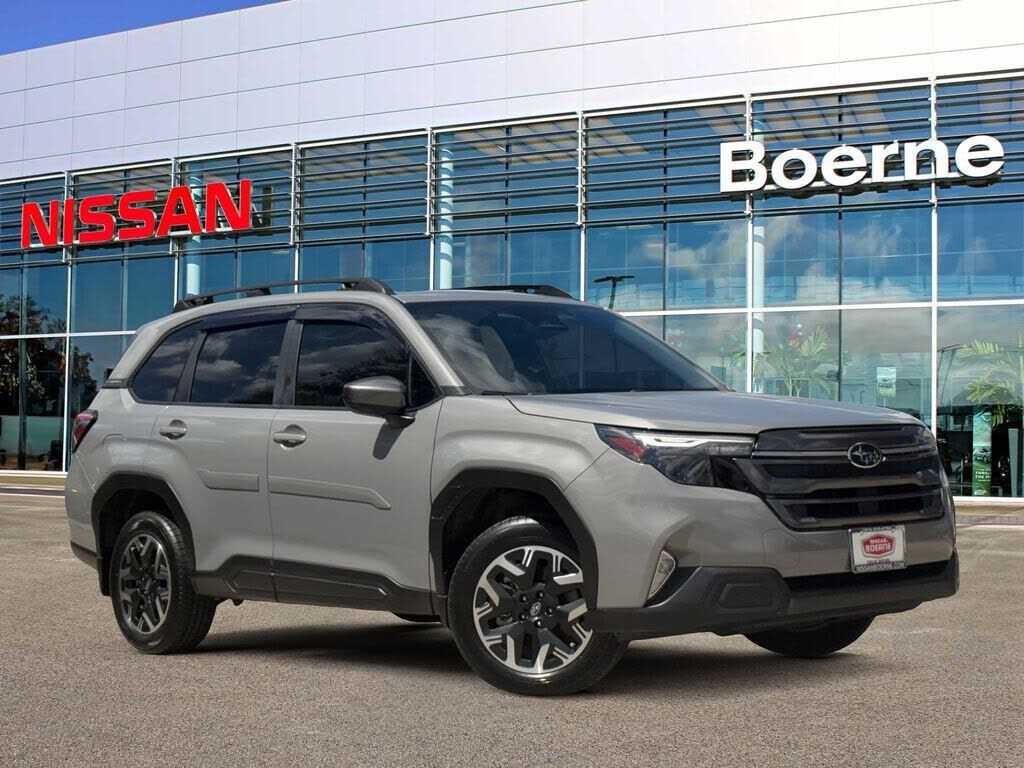 2025 SUBARU Forester