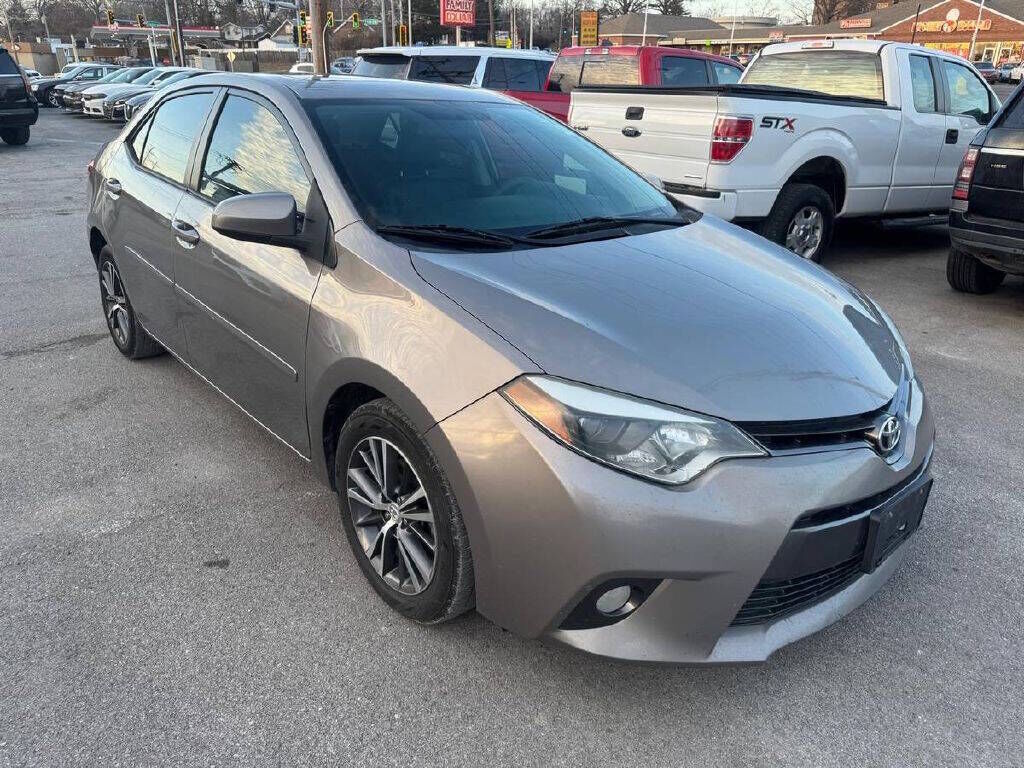 2016 TOYOTA Corolla