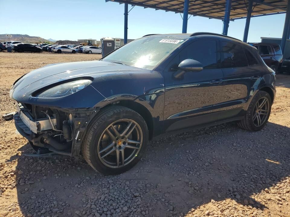 2020 PORSCHE Macan