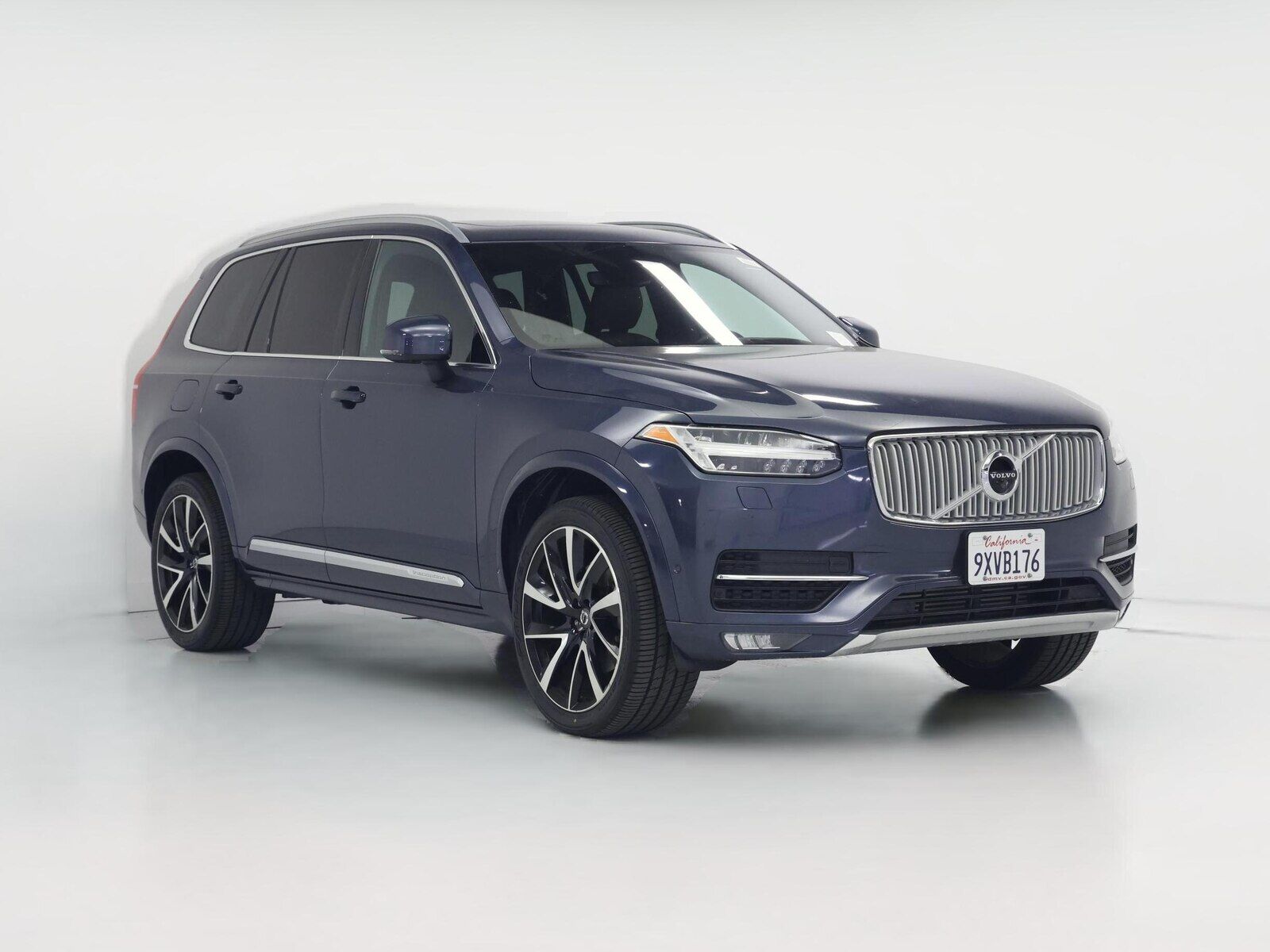 2019 VOLVO XC90