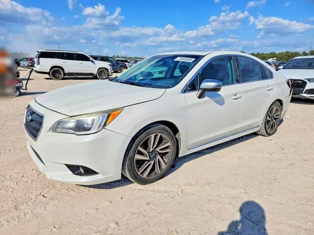 2017 SUBARU Legacy