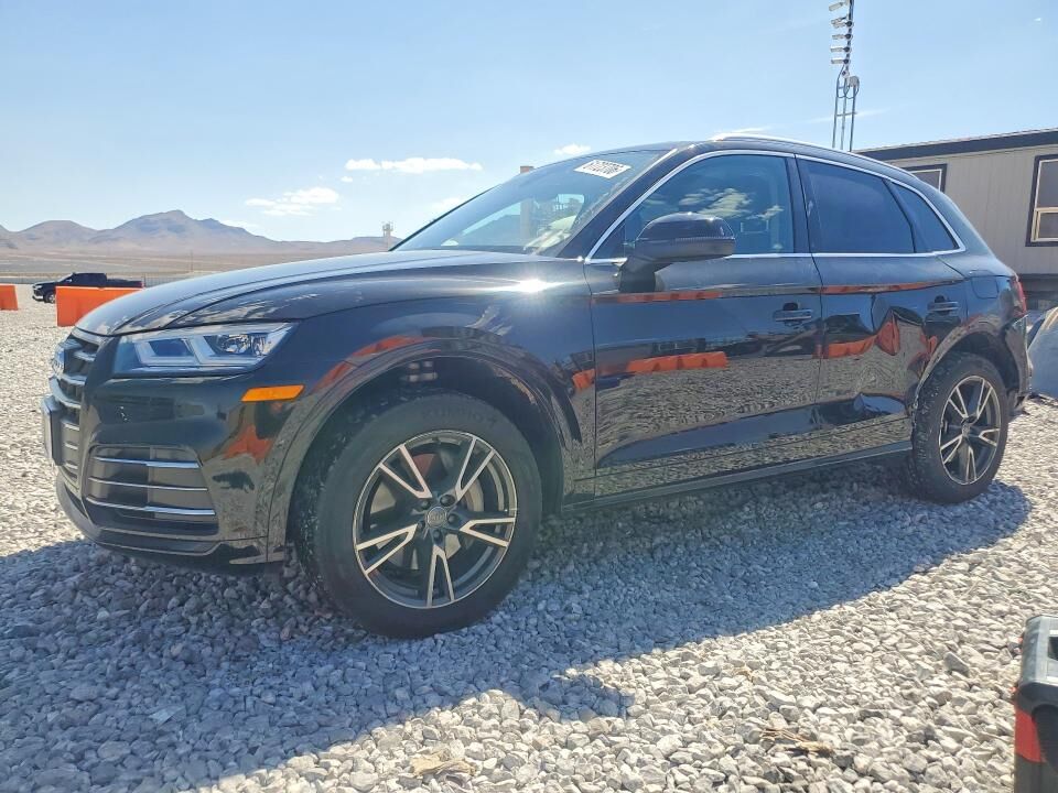2020 AUDI Q5 e