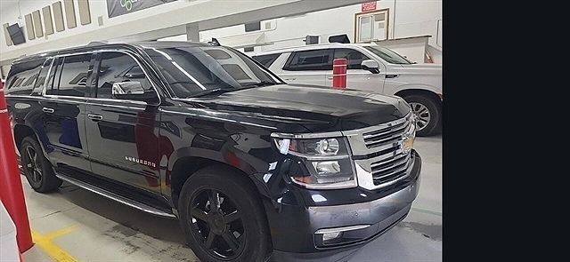 2016 CHEVROLET Suburban