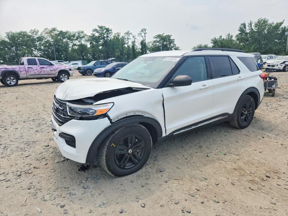 2021 FORD Explorer