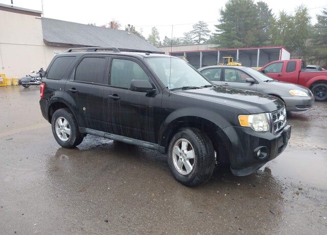 2011 FORD Escape