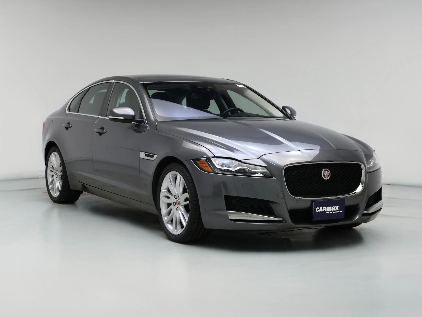2016 JAGUAR XF