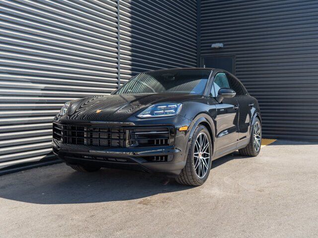 2026 PORSCHE Cayenne
