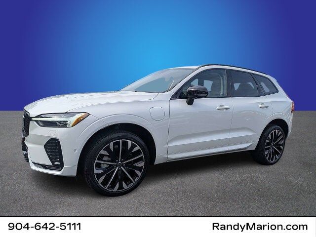 2026 VOLVO XC60