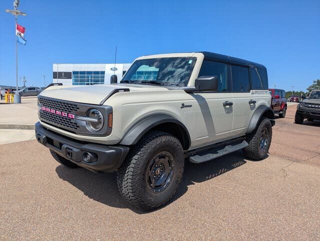 2025 FORD Bronco
