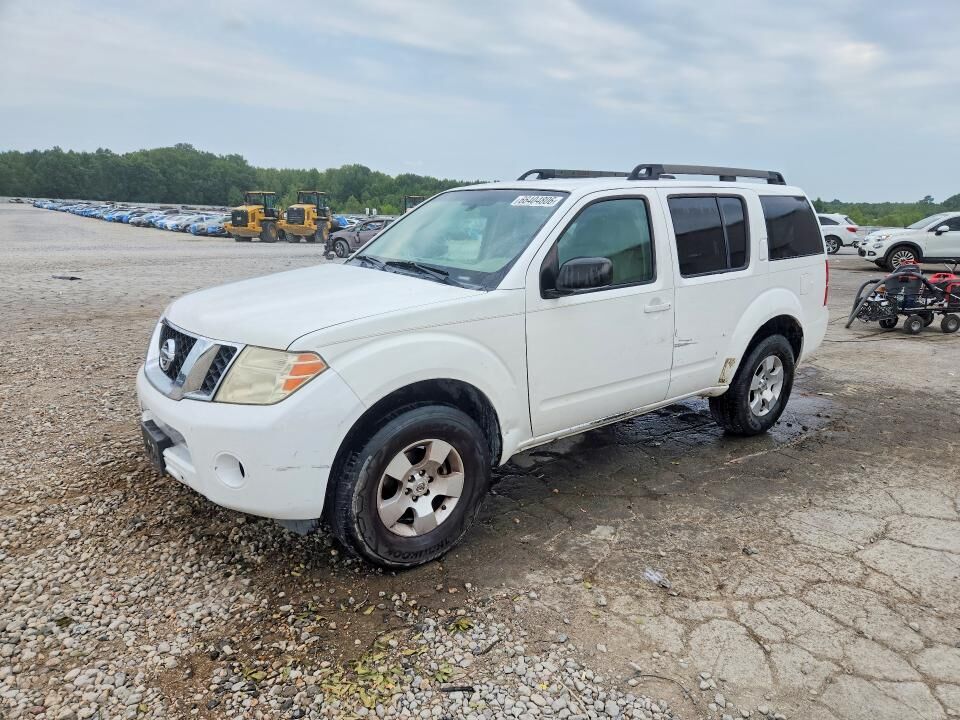 2011 NISSAN Pathfinder