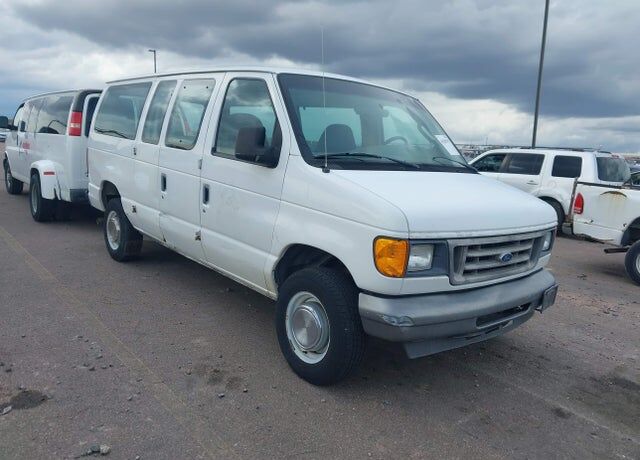 2005 FORD E-250