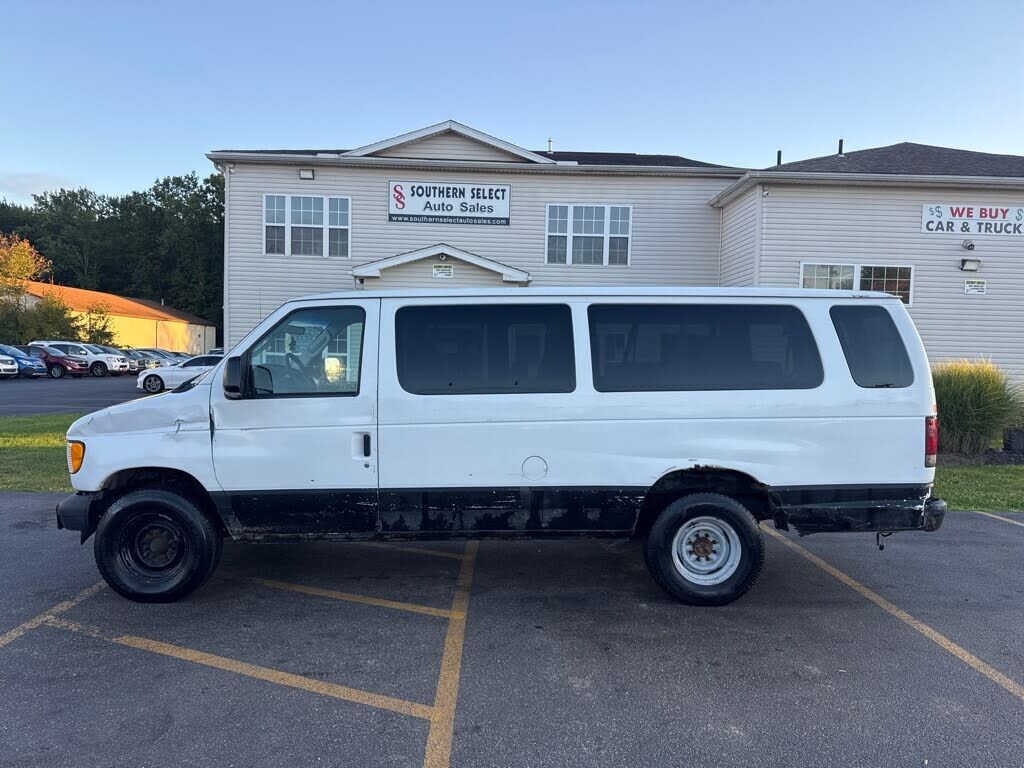 2003 FORD E-350