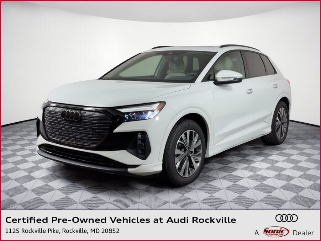 2025 AUDI Q4