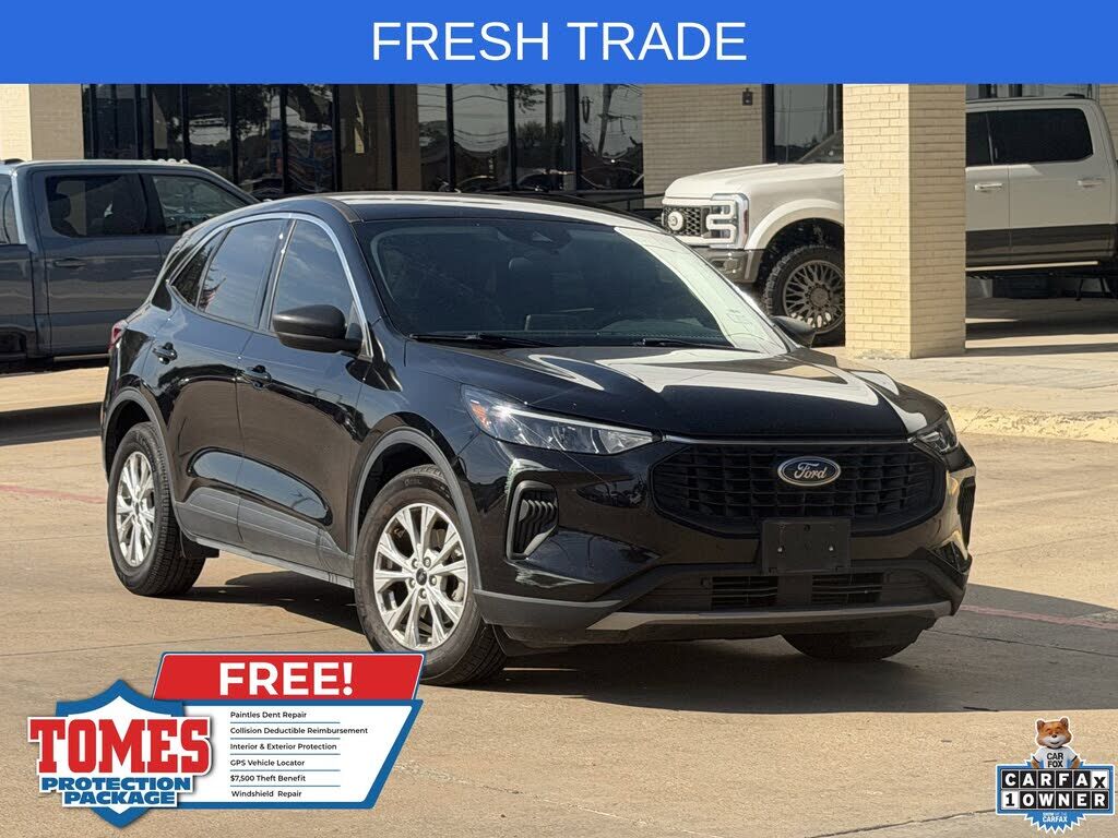 2023 FORD Escape