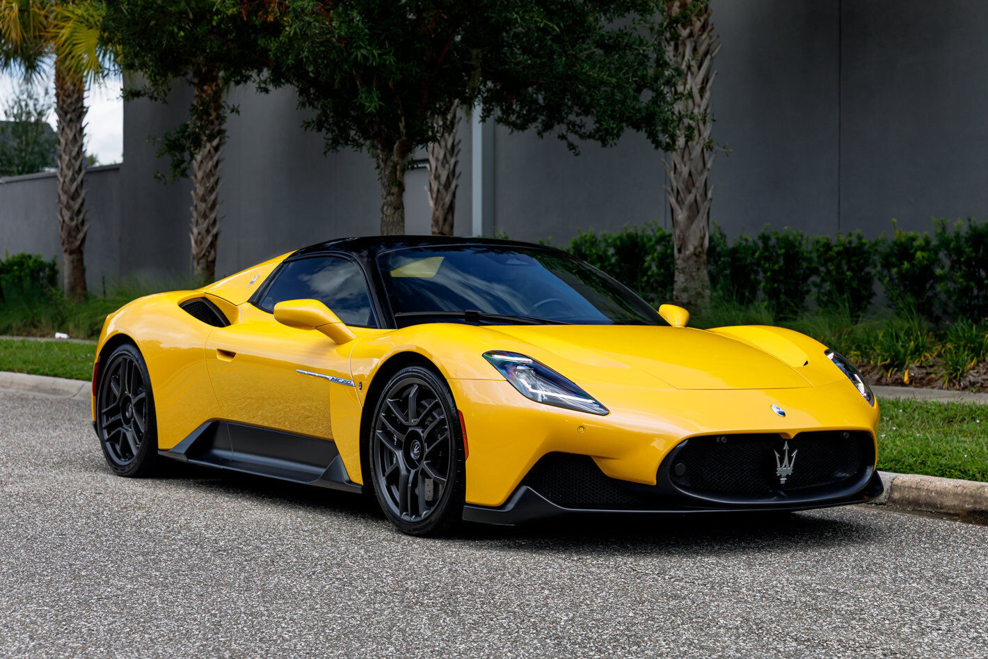 2023 MASERATI MC20