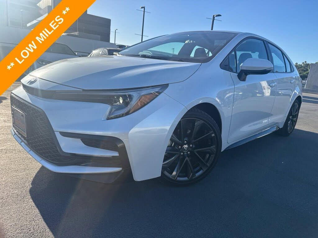 2024 TOYOTA Corolla