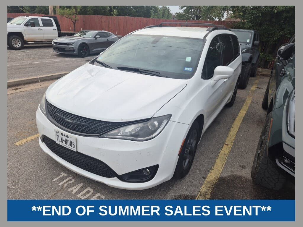 2020 CHRYSLER Pacifica