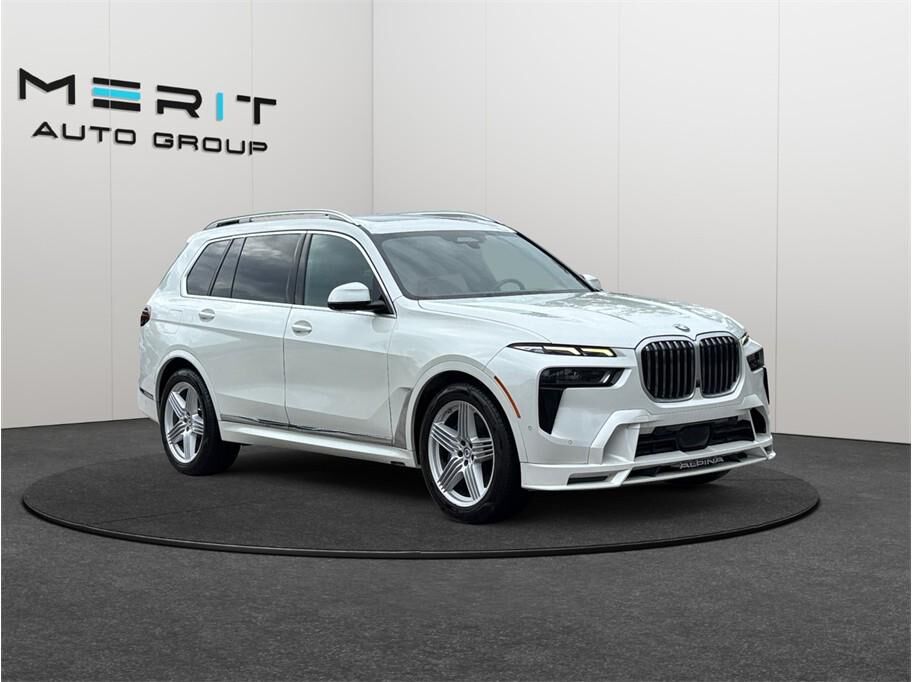 2023 BMW X7