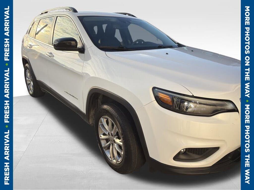 2022 JEEP Cherokee
