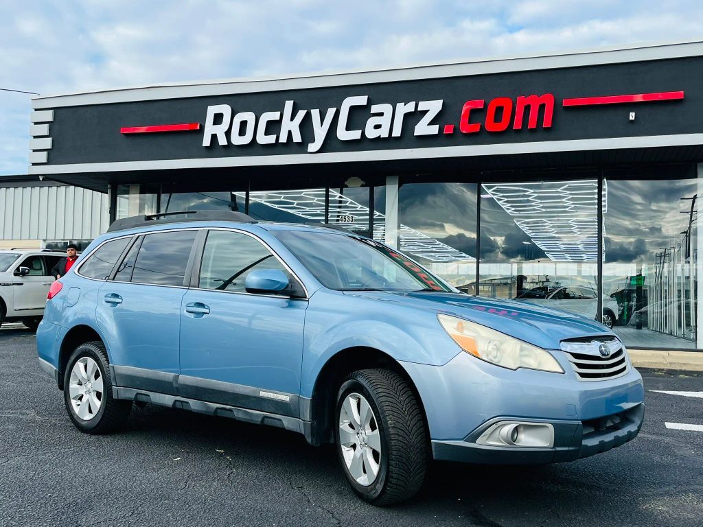 2011 SUBARU Outback