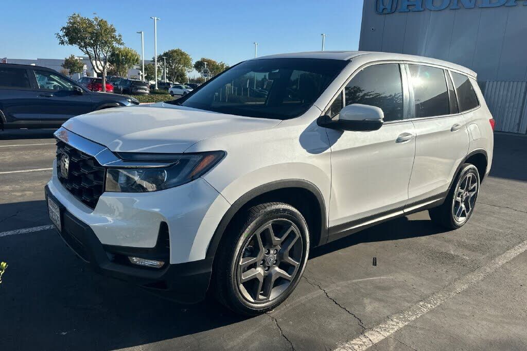 2023 HONDA Passport