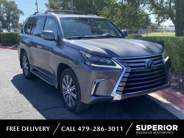 2016 LEXUS LX